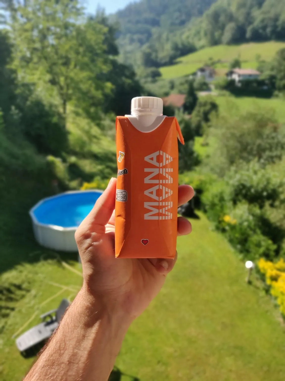 Drink Mana apricot RTD